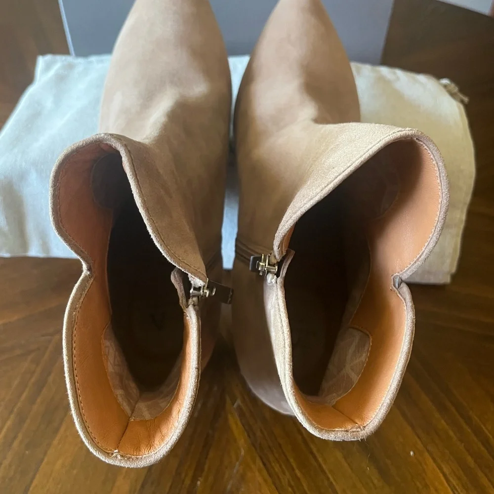 NWT Aquatalia Tan Suede Ankle Boots Kaylani in Original Box Women’s 12 / 42